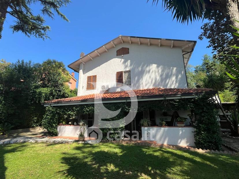 Villa in Via dei Platani 88 — foto 74 di 102