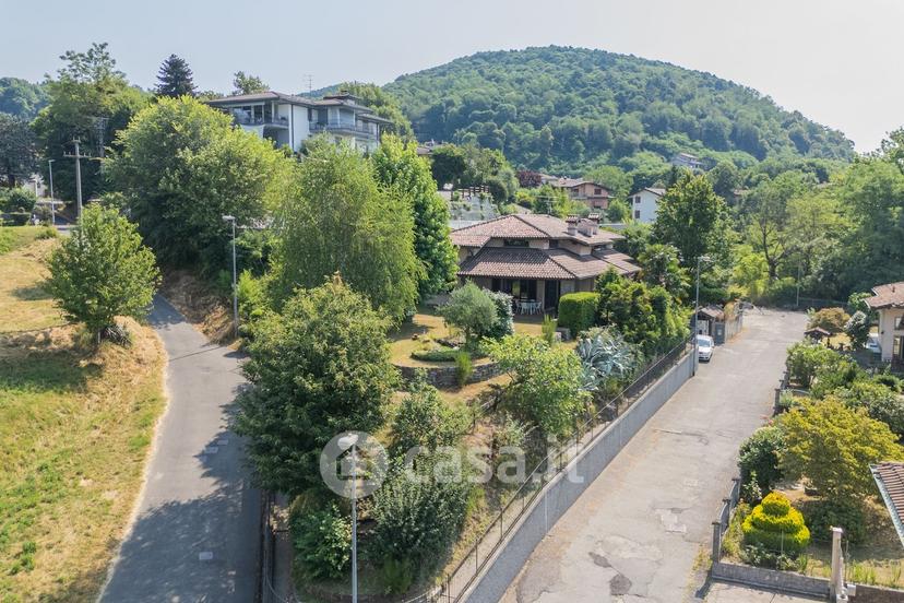 Villa in Via Gianni Rodari 69 — foto 37 di 73