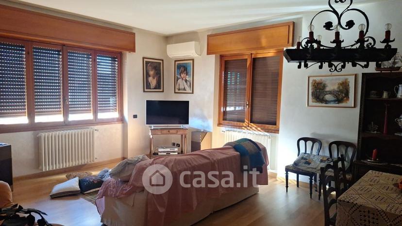 Villa in Via dei Certosini 8 — foto 24 di 28