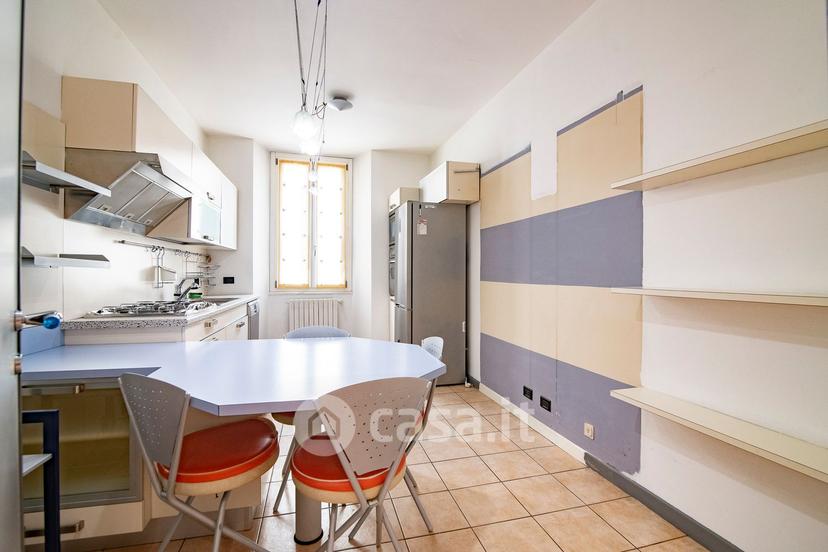 Trilocale in Via Volturno 17 — foto 15 di 26