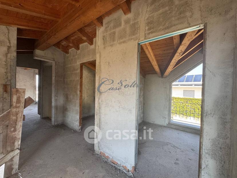 Villa in Villaggio Trieste — foto 5 di 25