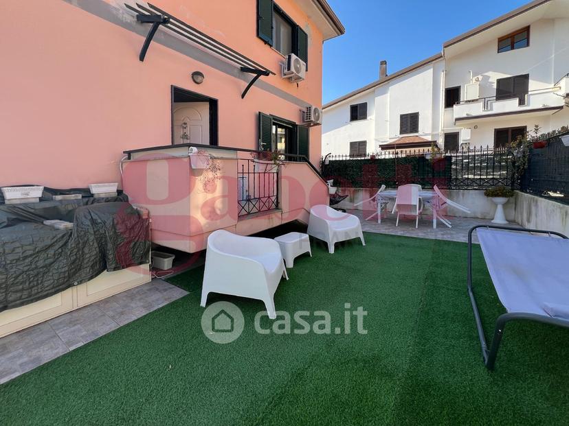 Villa in Via Vigne Vecchie — foto 10 di 49