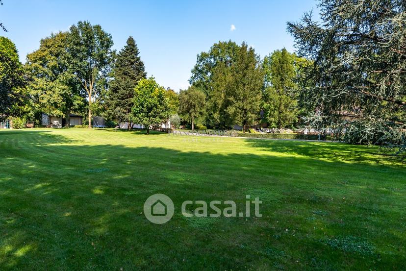 Villa in Via Alcide de Gasperi — foto 39 di 45