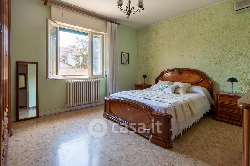 Trilocale in Via Aterno 339 — foto 18 di 65