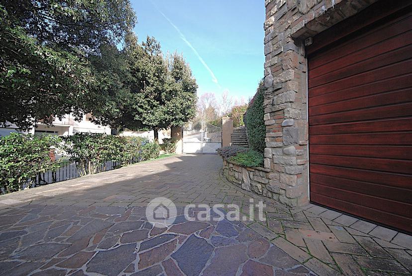 Villa in Viale dei Pini — foto 28 di 80