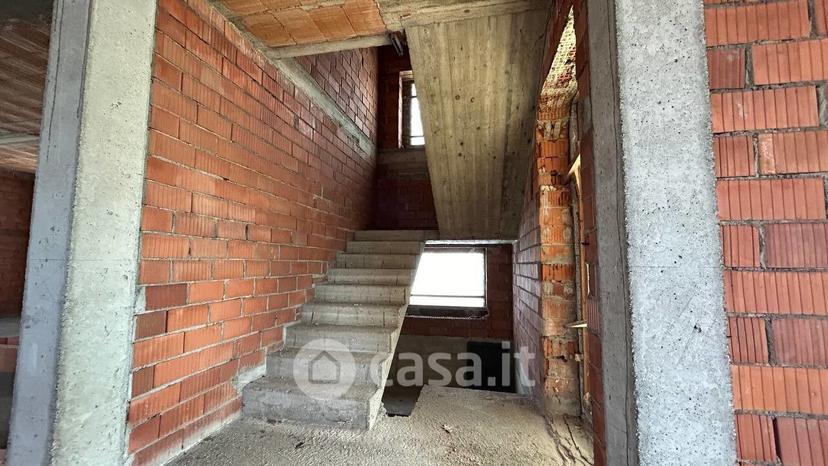 Villa in Via Lazzaretto 34 — foto 14 di 48