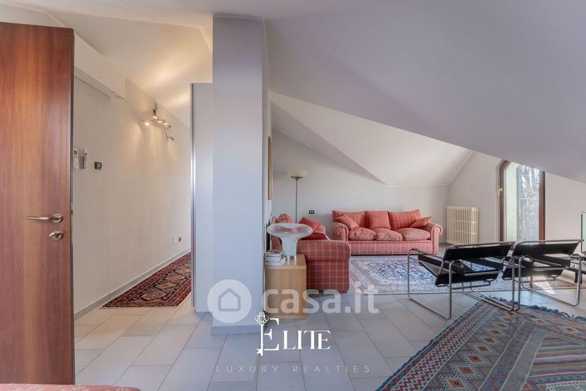 Villa in Via alla Punta 15 — foto 2 di 32