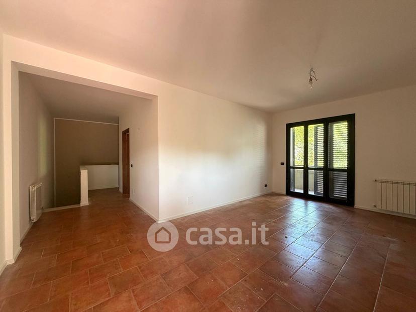 Quadrilocale in Via Simeto — foto 12 di 24