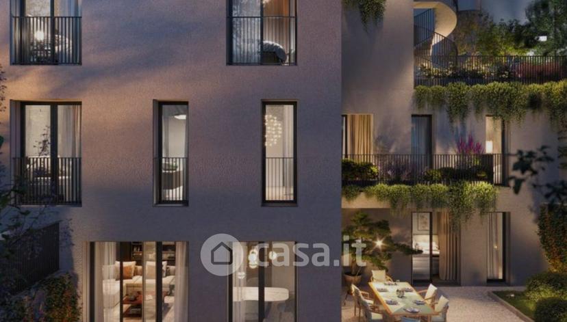 Villa in Via Stendhal — foto 2 di 29