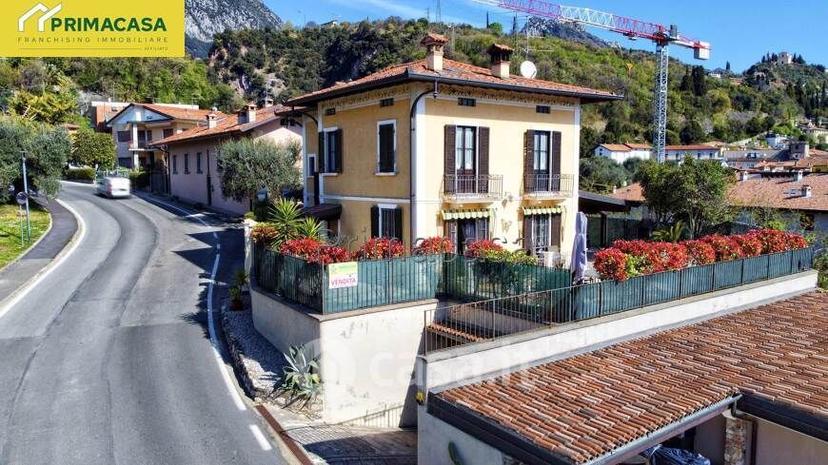 Villa in Via Montemaderno 8 — foto 12 di 30
