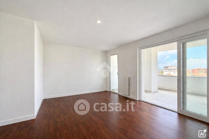 Trilocale in Via Angelo de Fiore 26 — foto 4 di 17