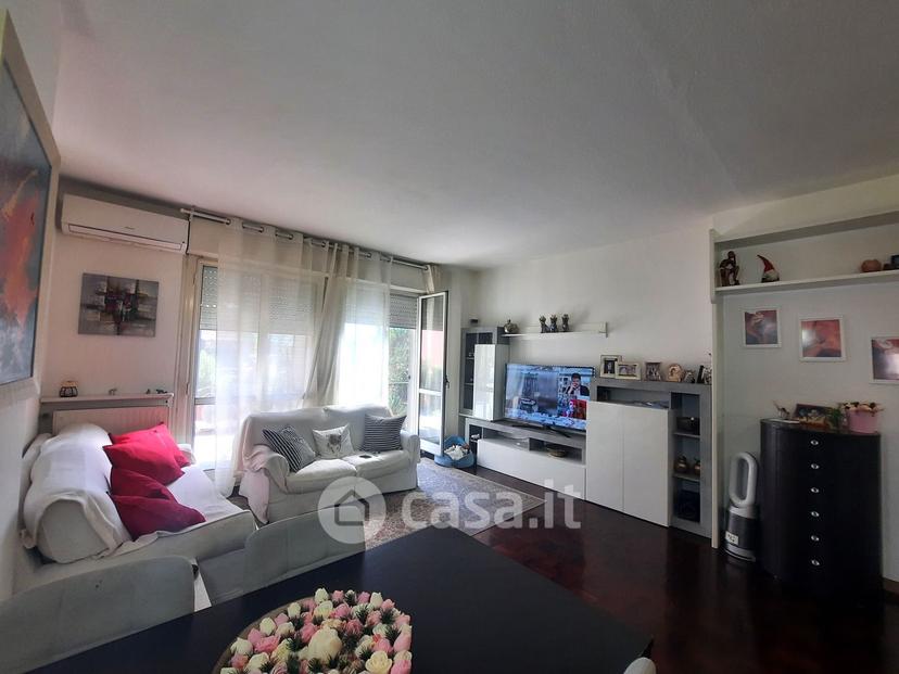 Trilocale in Via Pietro Nenni 3 — foto 9 di 29