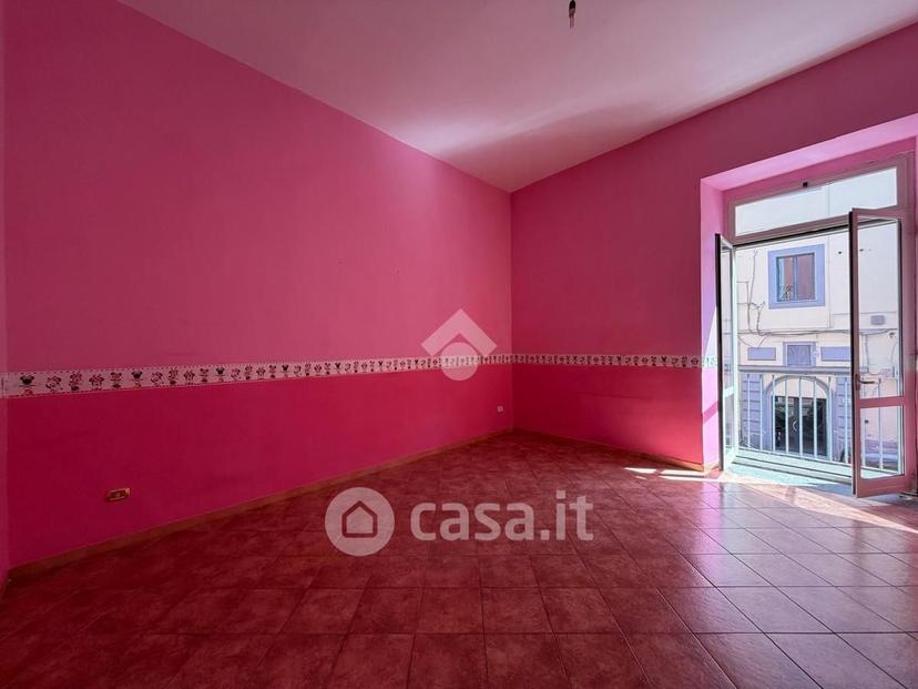 Trilocale in Salita Capodimonte 105 — foto 2 di 19