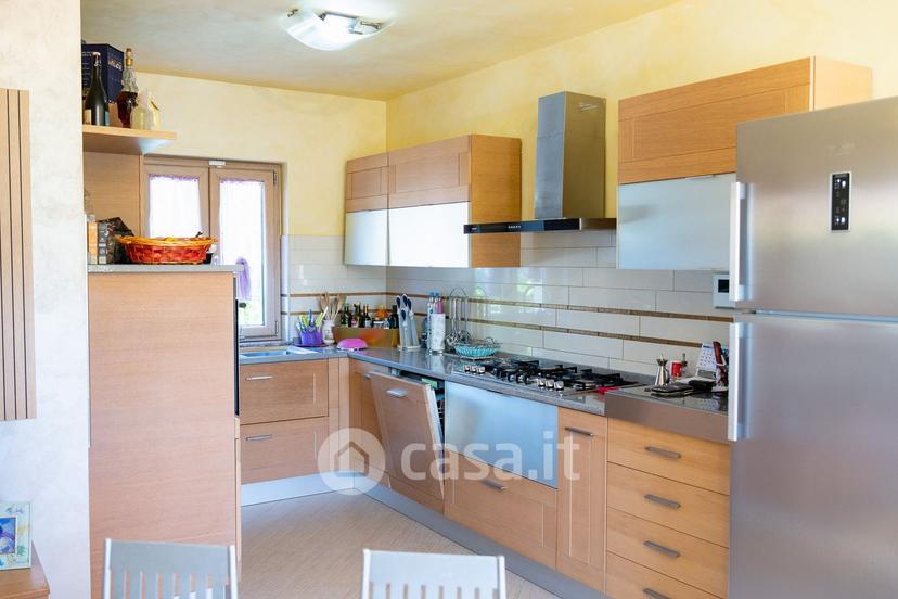 Villa in Via Edmondo de Amicis — foto 9 di 36