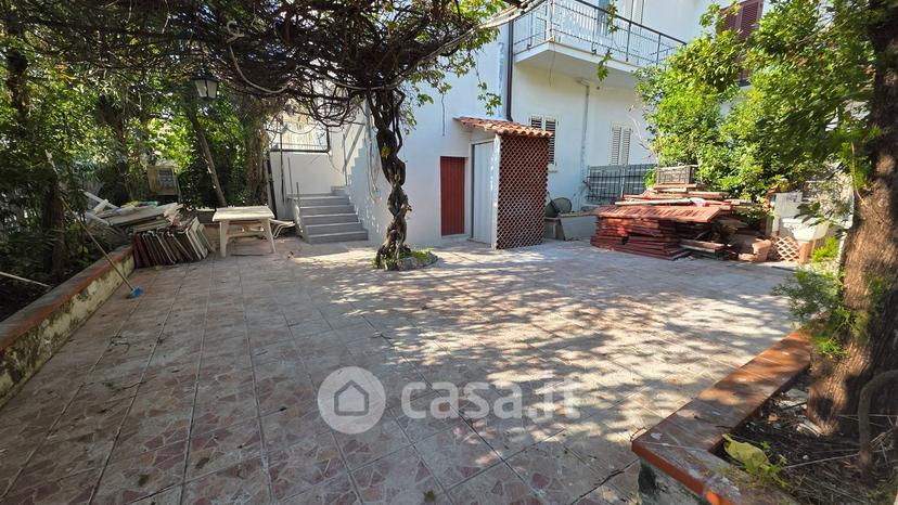 Appartamento in Via Vincenzo Bellini — foto 2 di 5
