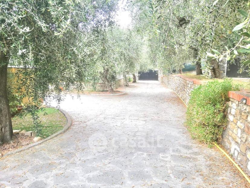 Villa in Via delle Scuole — foto 8 di 73