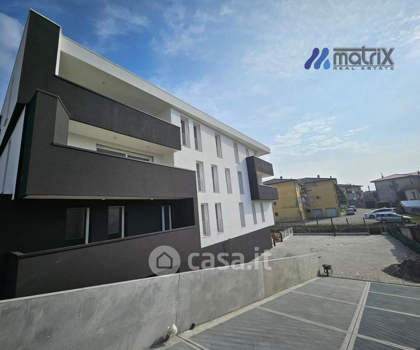 Appartamento in Via Argine Sinistro 23 — foto 2 di 33