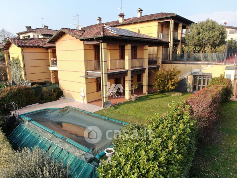 Villa in Via dei Ronchi 14 — foto 28 di 36