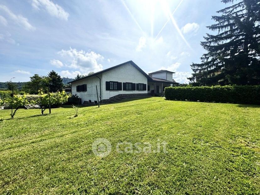 Villa in Viale Cristoforo Colombo 43 — foto 51 di 53