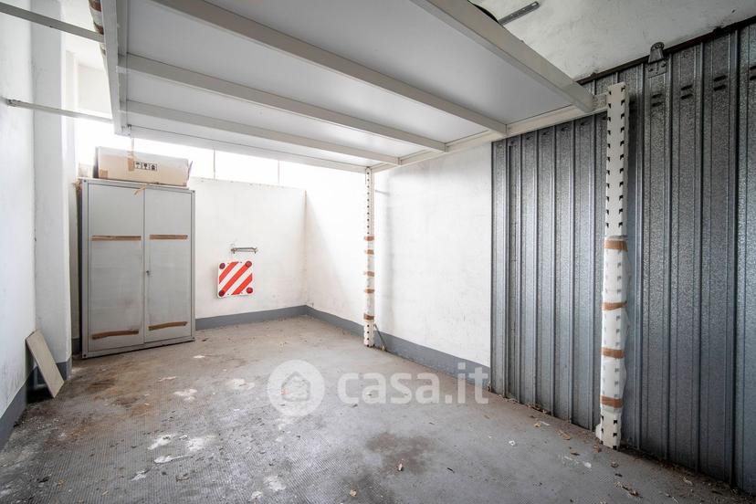 Villa in Via Amerigo Vespucci — foto 40 di 43