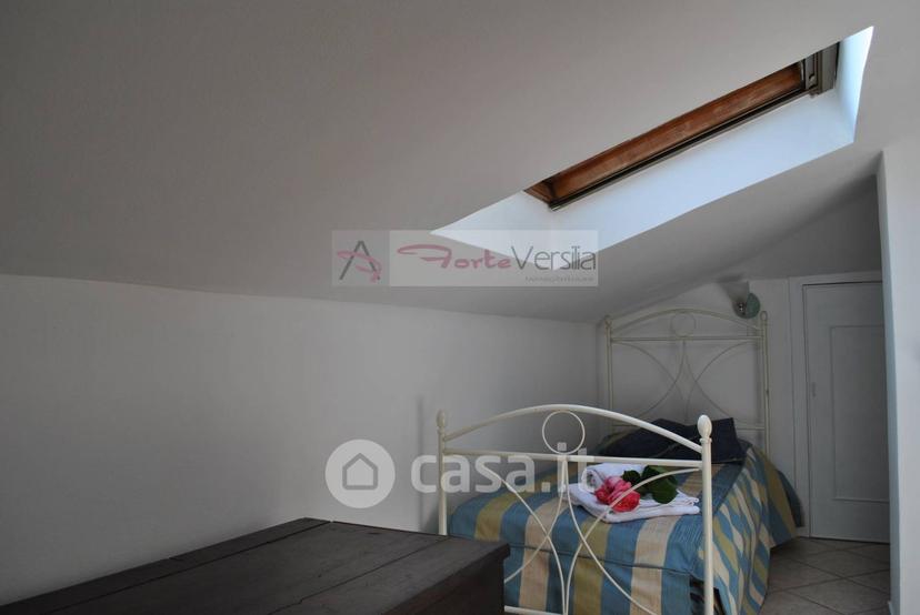 Villa in Via dei Cipressi 38 — foto 15 di 34