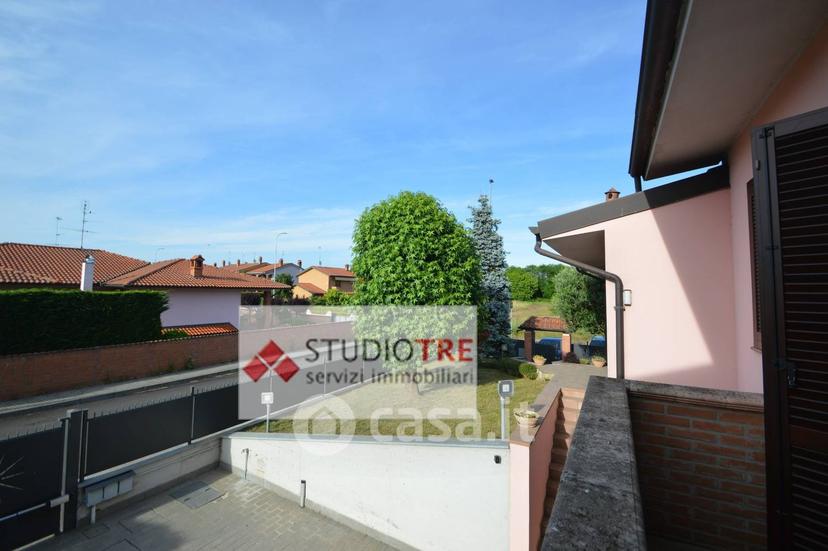 Villa in Via Leonardo da Vinci 14 — foto 26 di 45