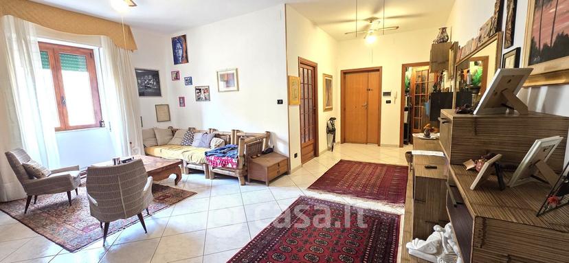 Trilocale in Via G. di Vittorio 16 — foto 16 di 23