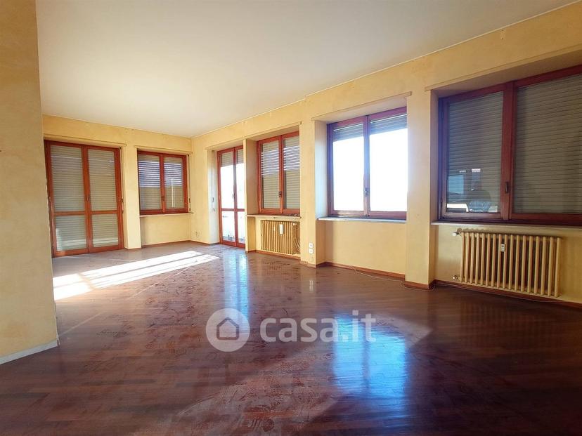 Appartamento in Viale Roma 5 — foto 8 di 20