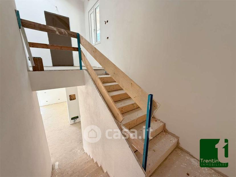 Villa in Via Andrea Baldessari — foto 14 di 23