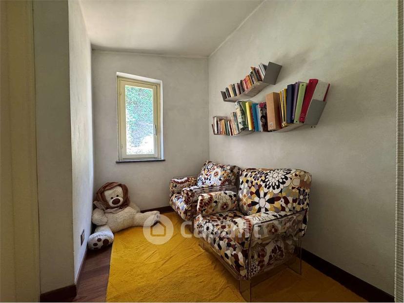 Villa in Ss33 del Sempione 67 — foto 7 di 60