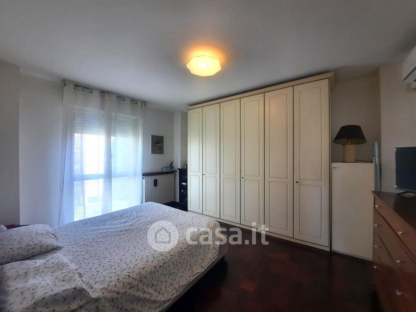 Trilocale in Via Pietro Nenni 3 — foto 13 di 29