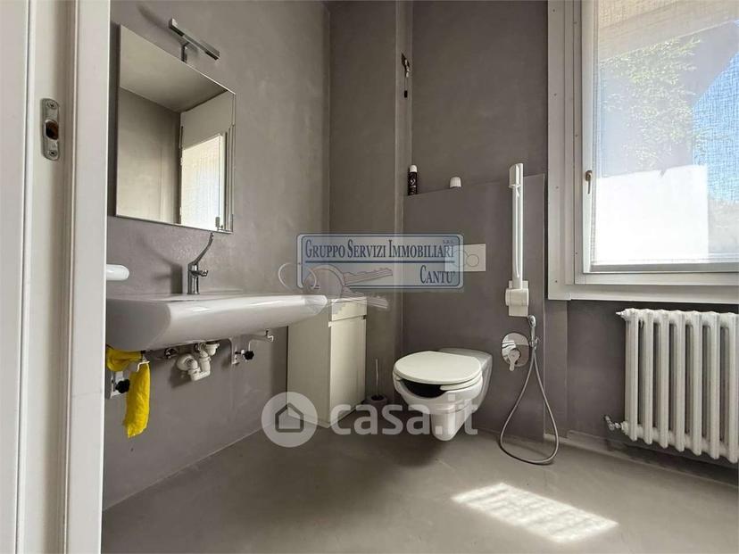 Trilocale in Via Meucci — foto 11 di 34