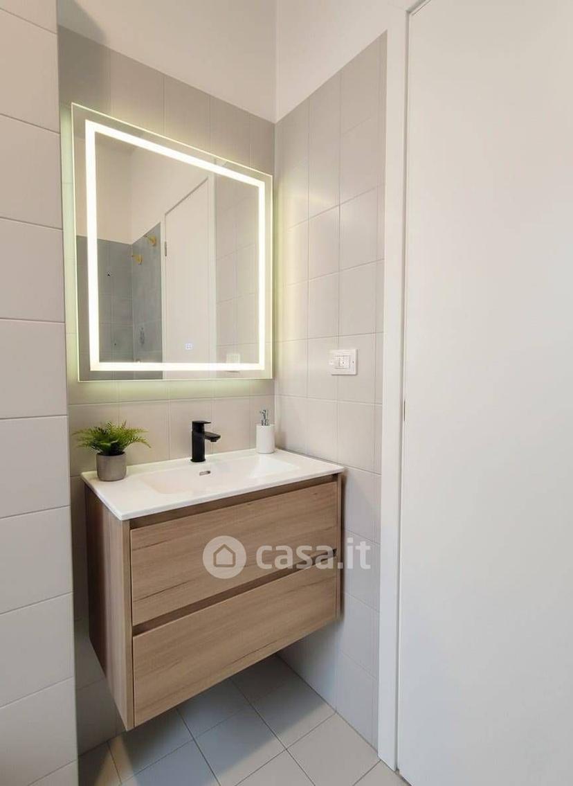Bilocale in Via Vasco Zappaterra 36 — foto 33 di 40