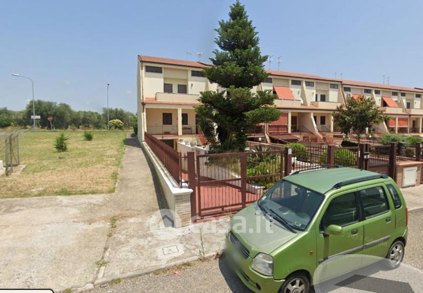 Appartamento in Via E. Berlinguer — foto 11 di 32