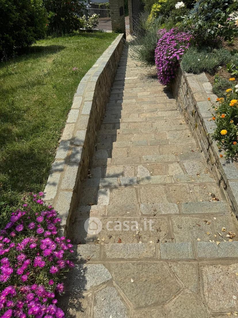 Villa in Via Falcone Giovanni — foto 23 di 122
