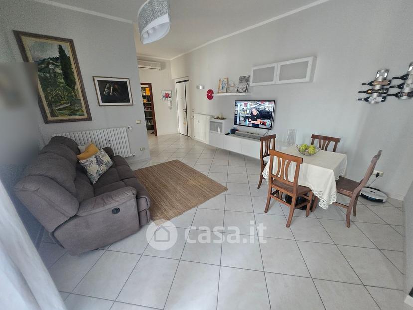 Quadrilocale in Via Amendola — foto 2 di 26
