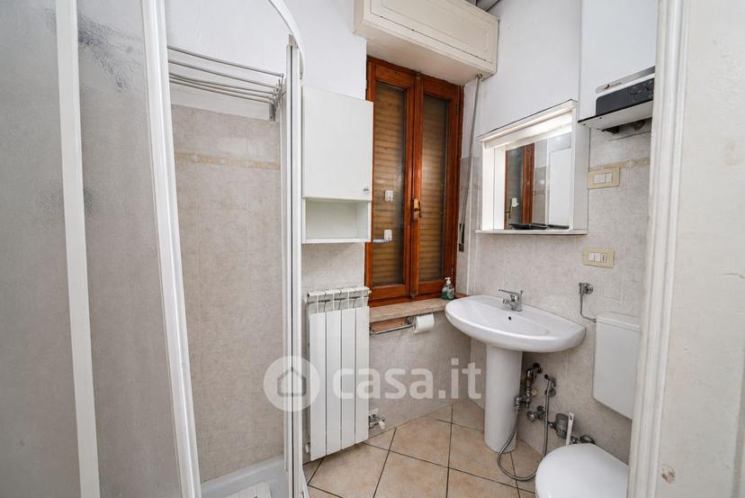 Bilocale in Vicolo Peretti 8 — foto 6 di 8