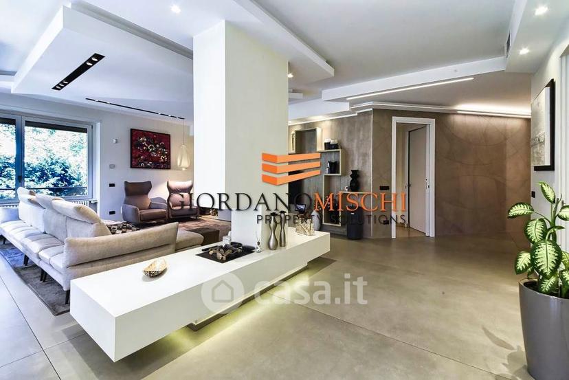 Appartamento in Viale Regina Margherita 11 — foto 43 di 59