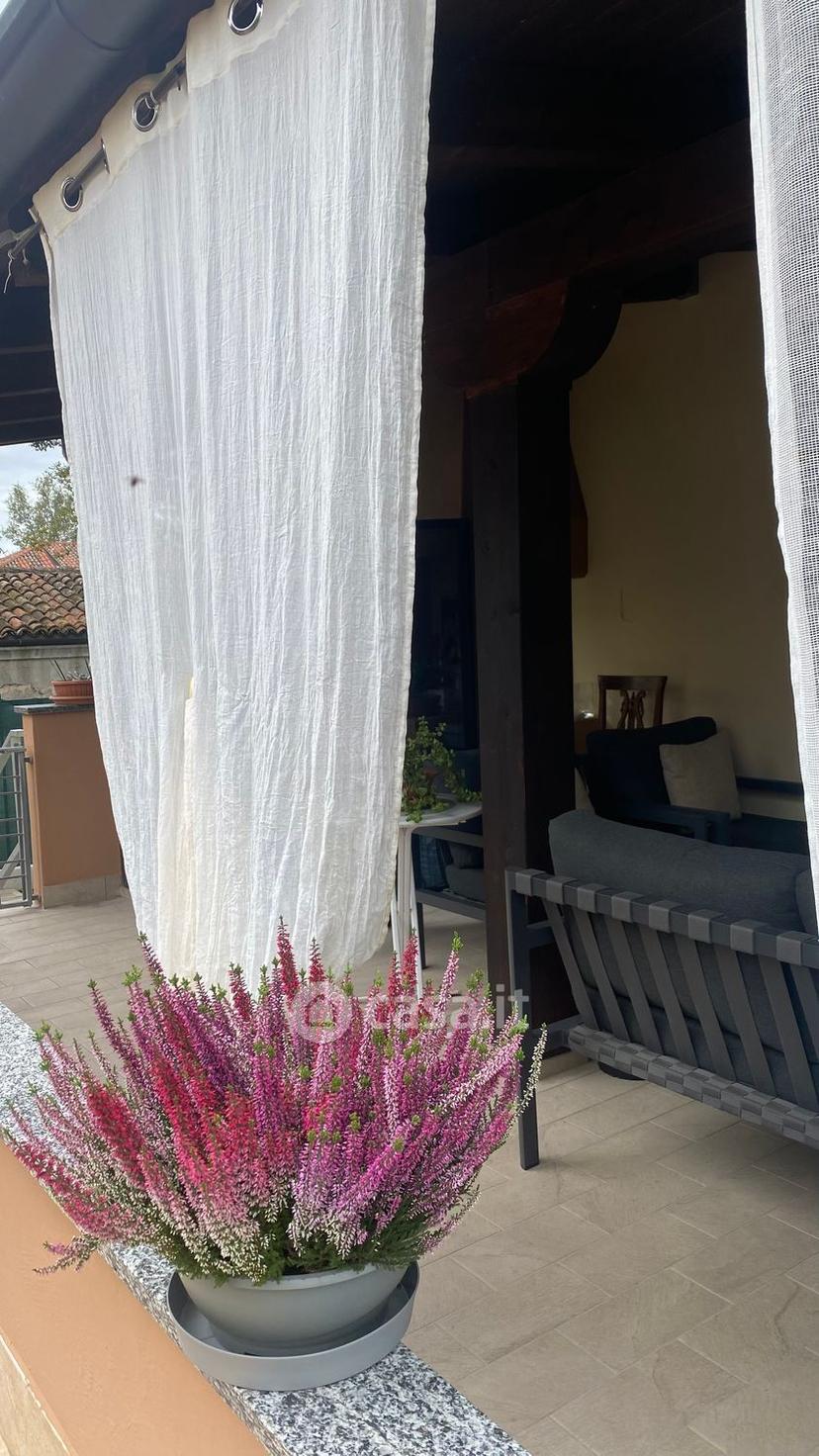 Villa in Via Luigi Antonini Zambelli — foto 17 di 40