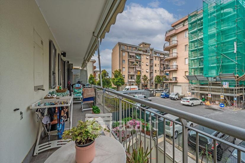 Bilocale in Via Costituzione 19 — foto 2 di 32