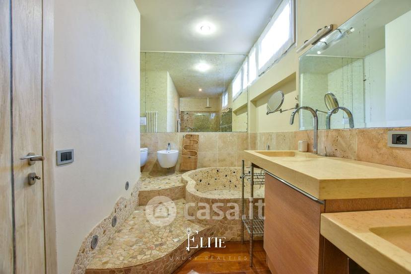 Villa in Via Moncalvo 15 — foto 8 di 63