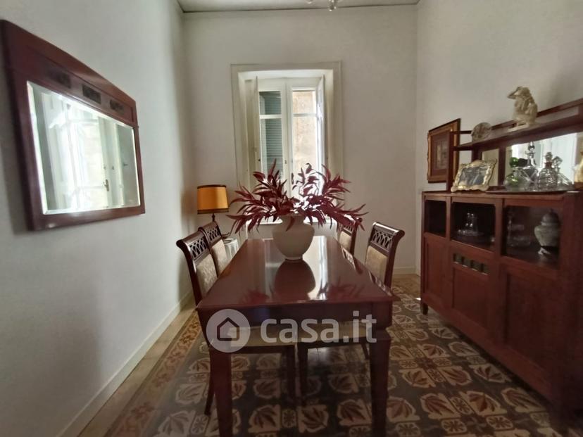 Villa in Via Catena 24 — foto 3 di 30