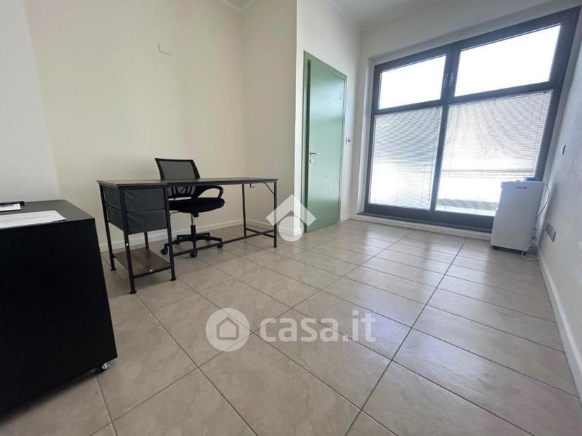 Quadrilocale in Via E. d'Arborea 116 — foto 18 di 32