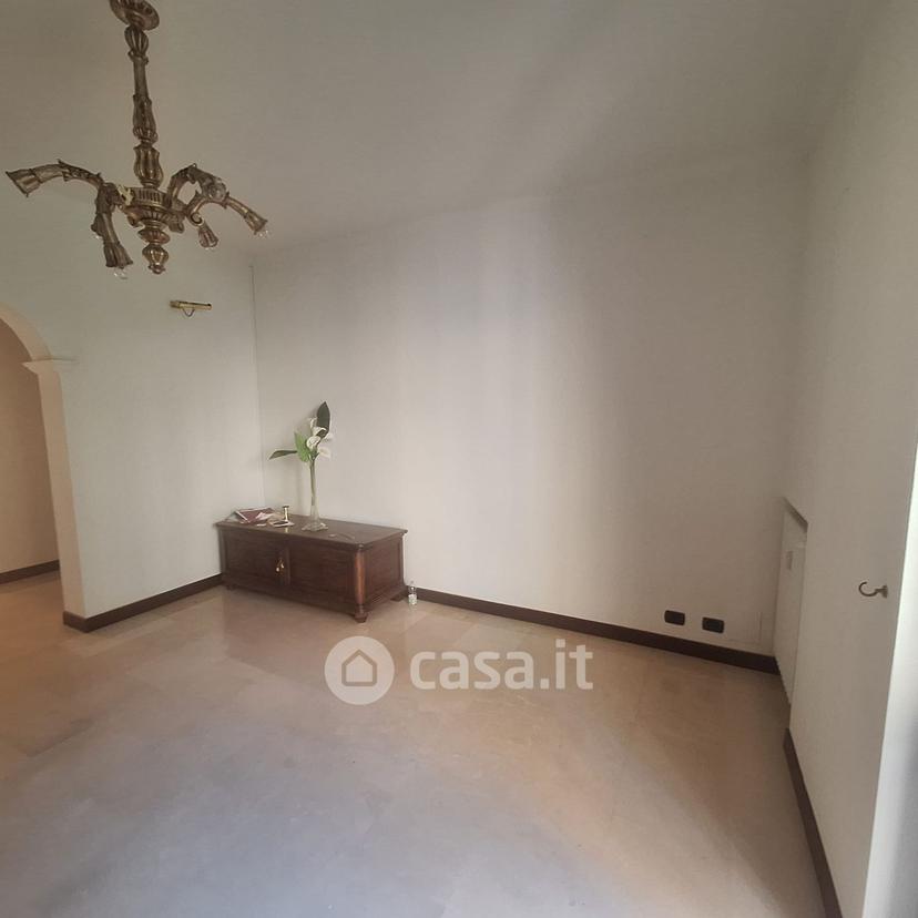 Trilocale in Via Luigi Porta — foto 16 di 21