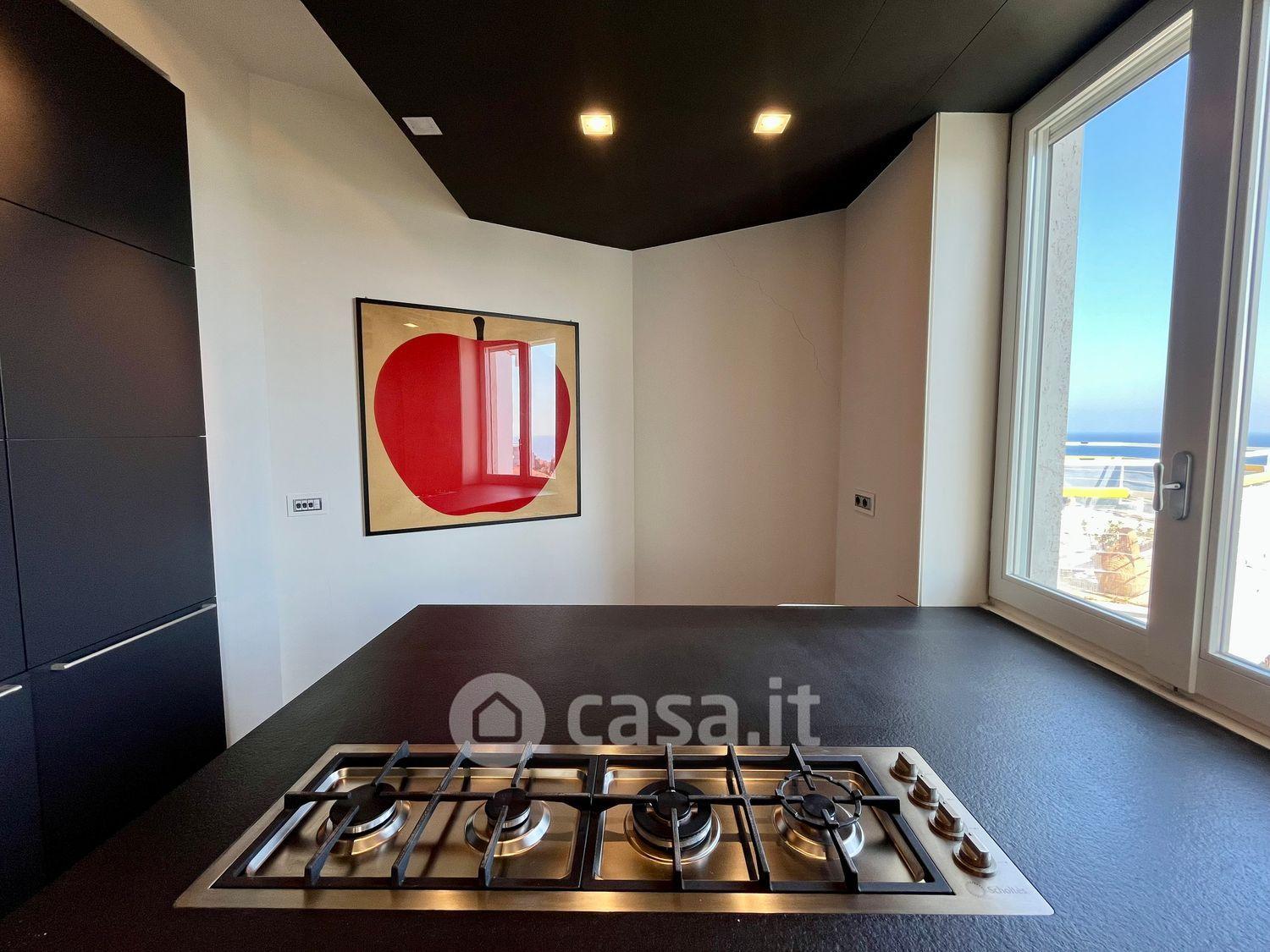 Appartamento in Via Roccasterone 8