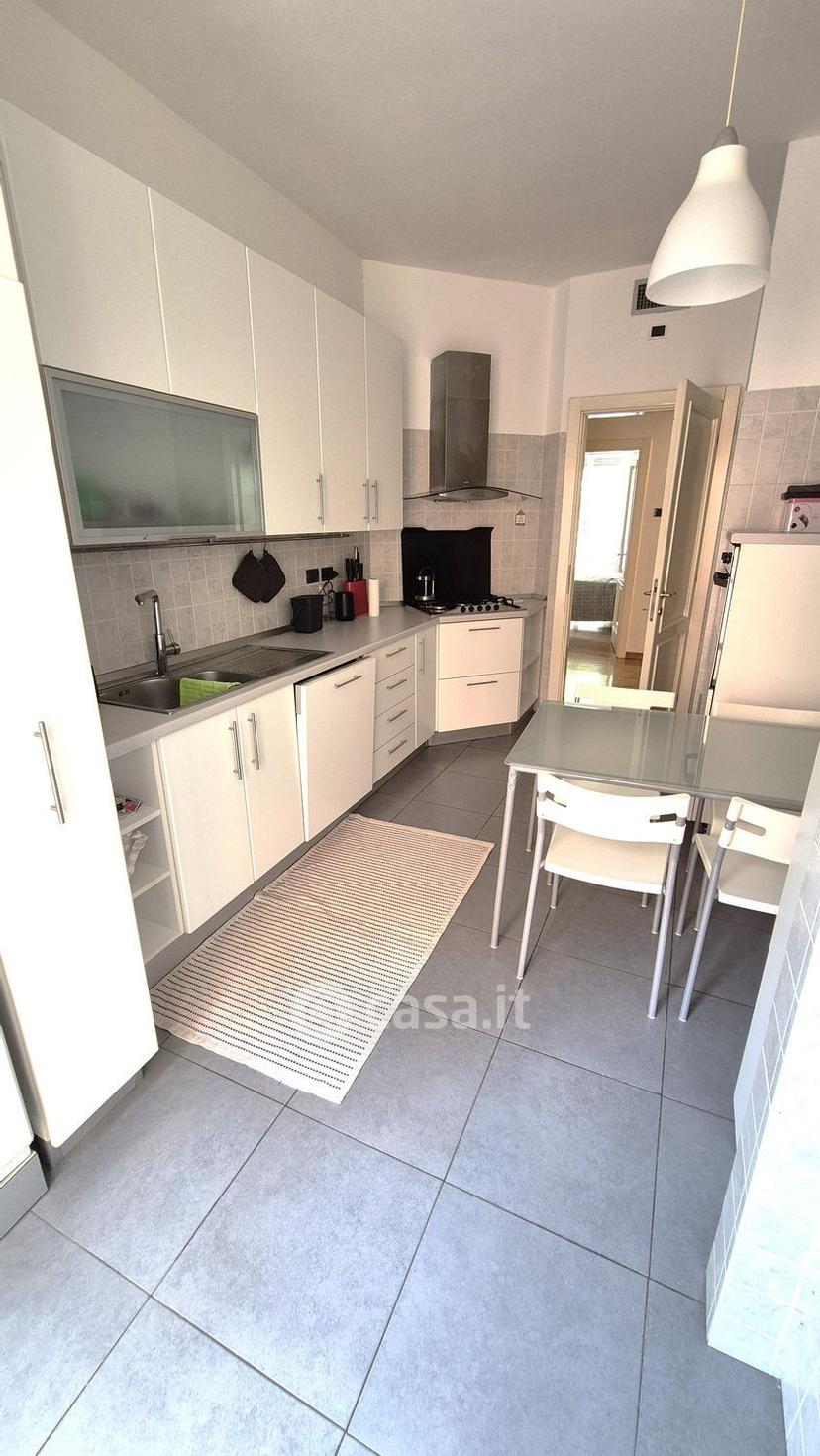 Bilocale in Via Alfonso Capecelatro 5 — foto 2 di 20