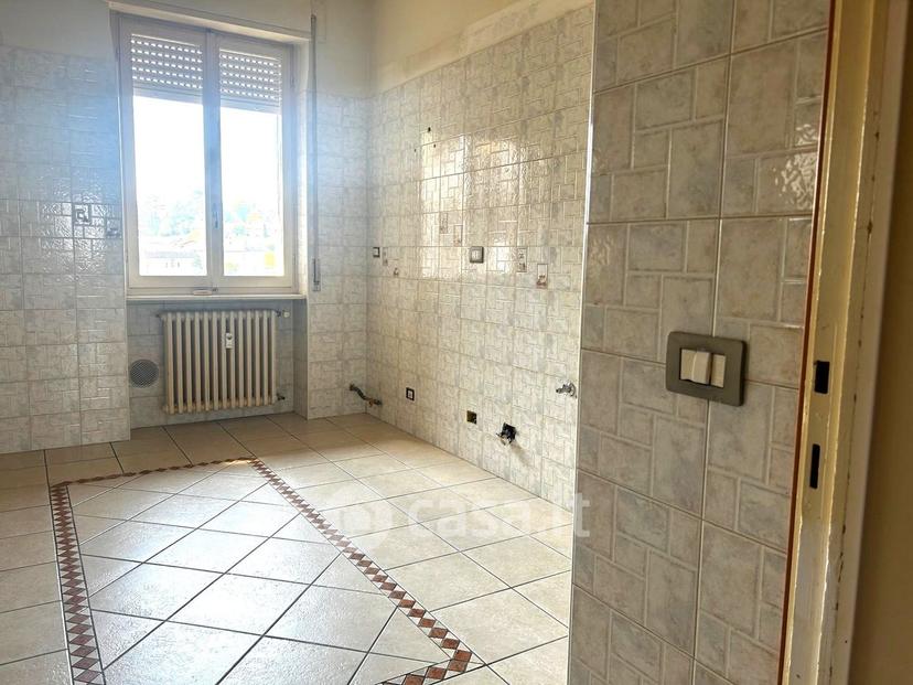 Quadrilocale in Via Milano 22 — foto 24 di 34