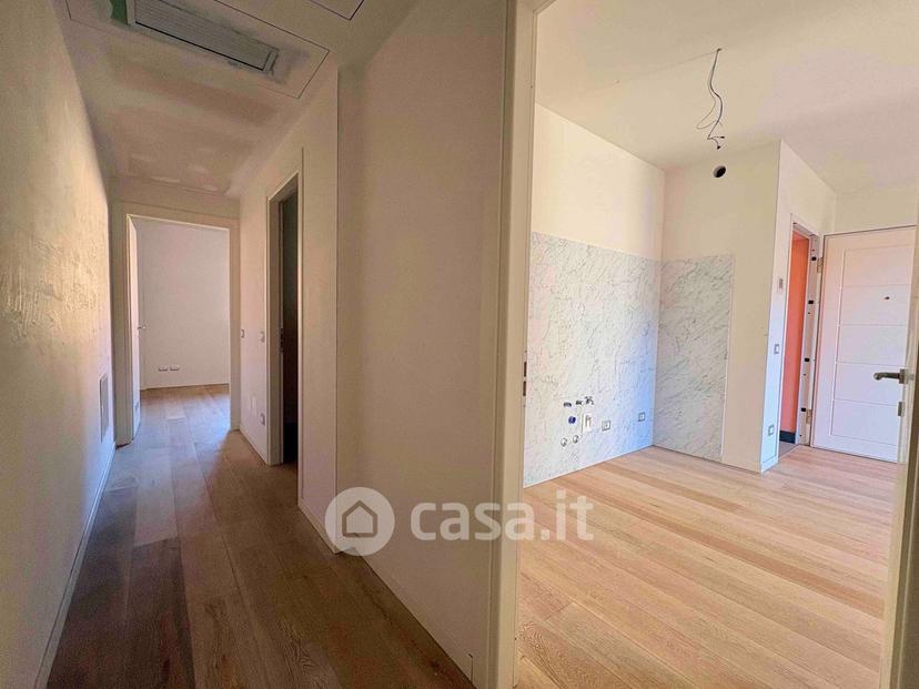 Trilocale in Via Brigate Partigiane 5 — foto 17 di 19