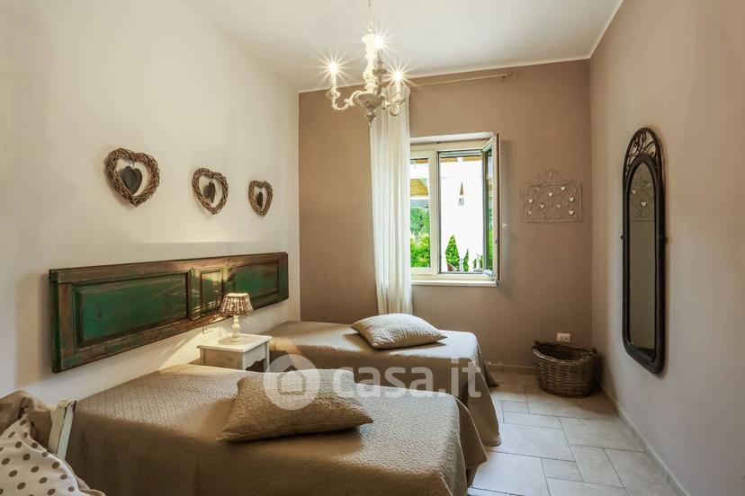 Villa in Via Taverna — foto 17 di 23