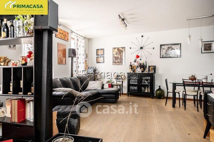 Appartamento in Via Altichiero — foto 2 di 22